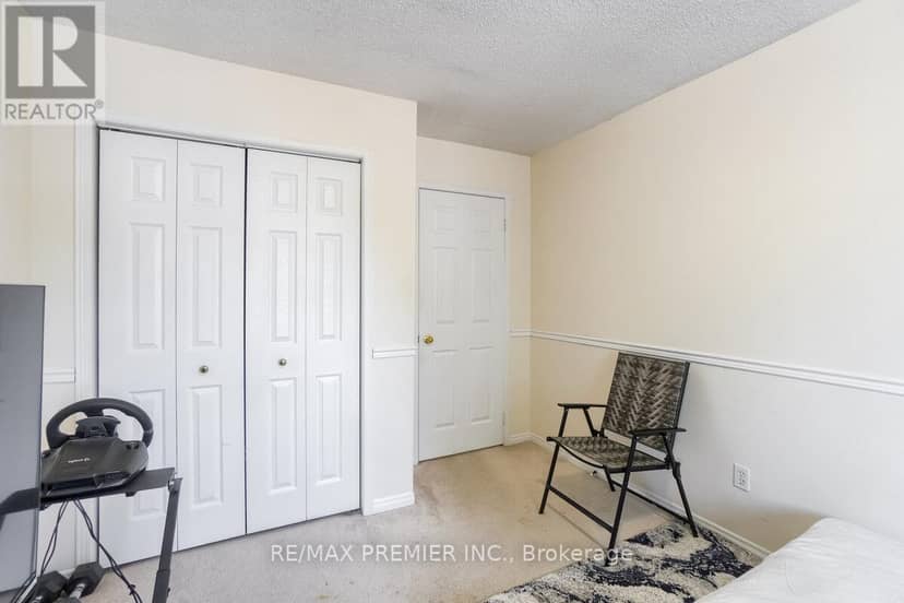 193 Roxbury Street — photo 26 of 40