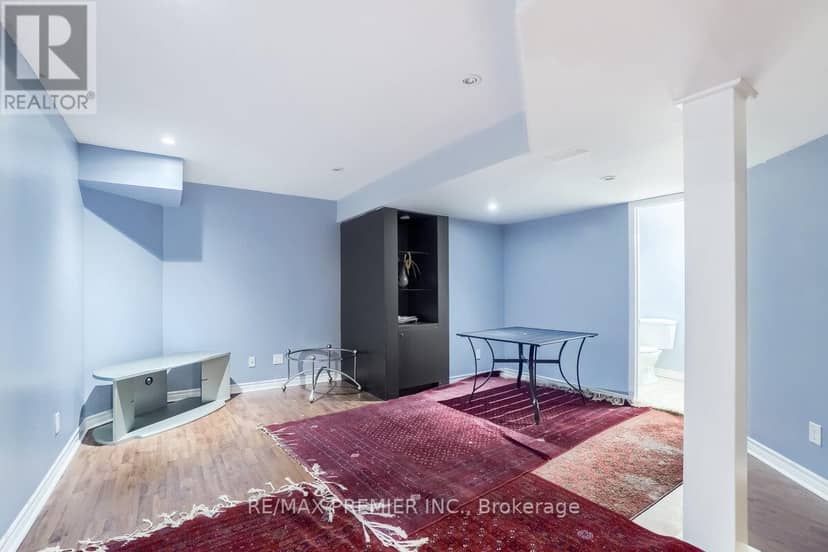 193 Roxbury Street — photo 31 of 40