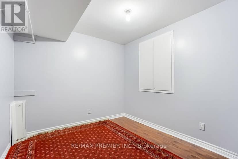 193 Roxbury Street — photo 32 of 40