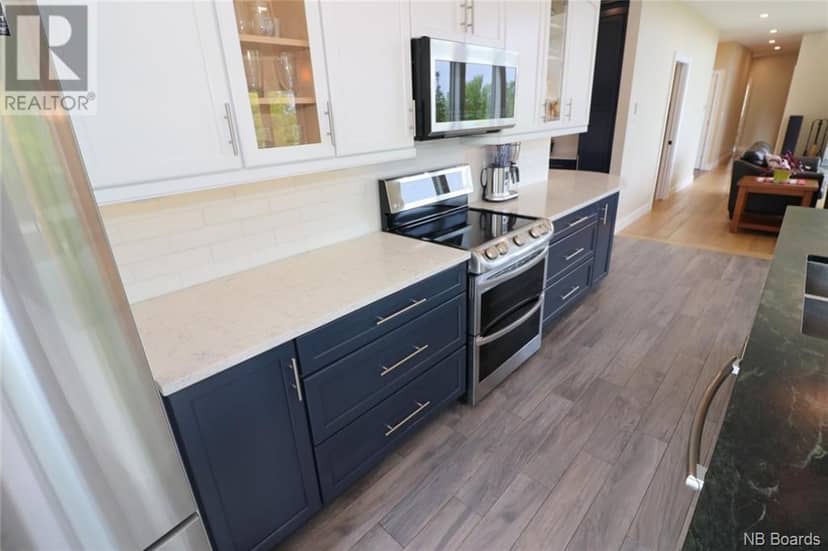 55 Bayview Heights — photo 9 of 40