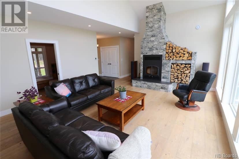 55 Bayview Heights — photo 18 of 40