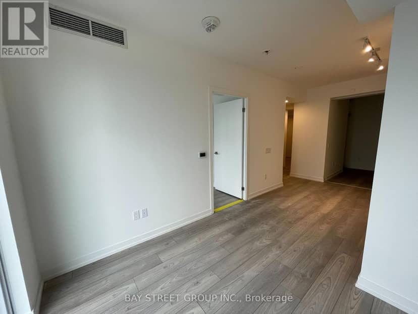 2701 - 82 Dalhousie Street, Toronto, photo 4