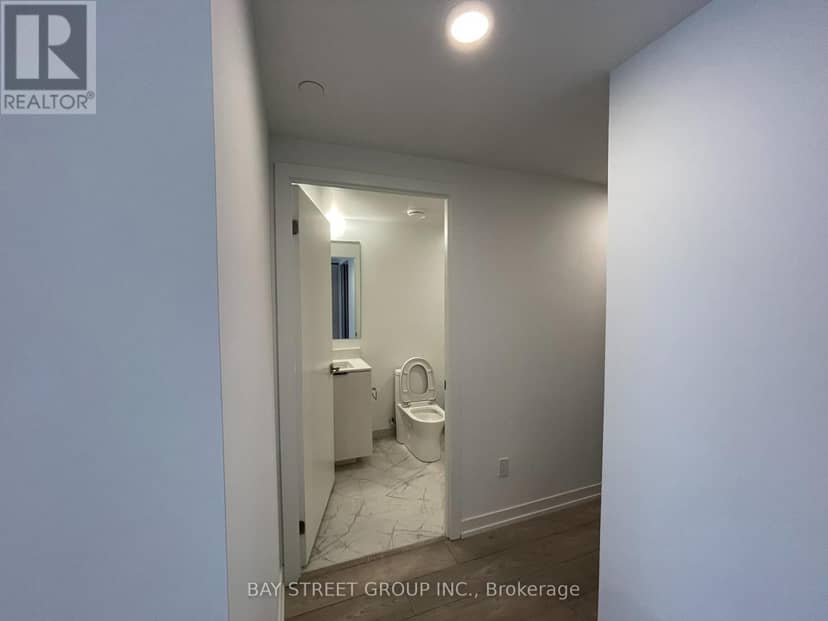 2701 - 82 Dalhousie Street, Toronto, photo 5