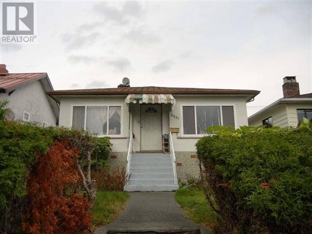 2831 E BROADWAY, Vancouver