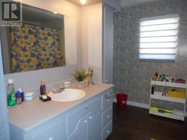 73 Main Street — photo 12 of 12