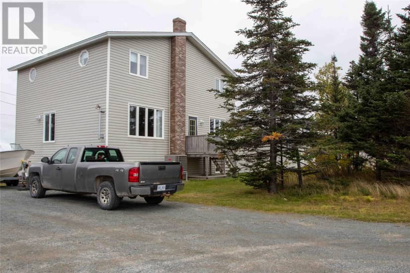 253 John Cabot Drive — photo 1 of 21