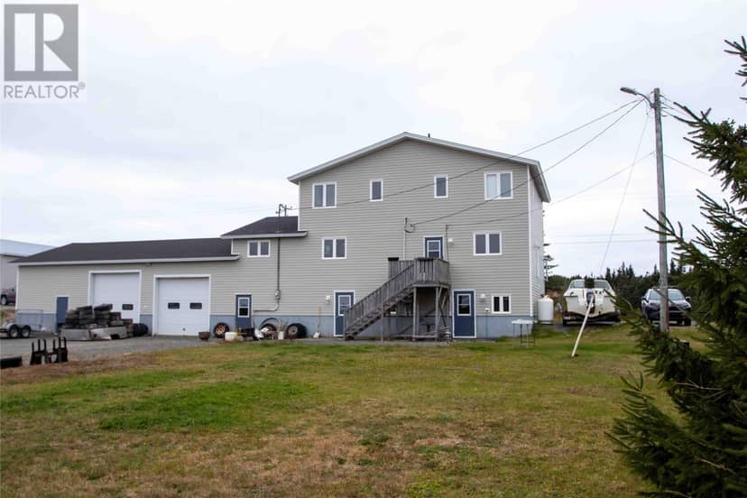 253 John Cabot Drive — photo 2 of 21