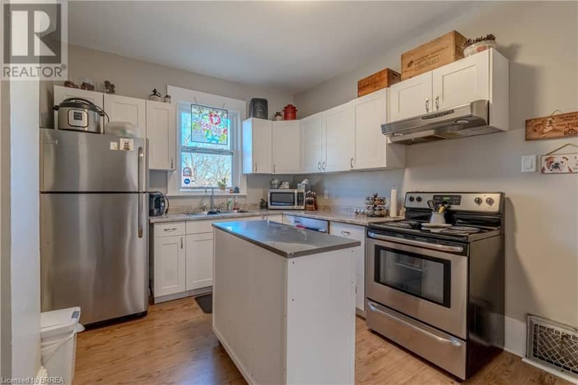 21 WADE Avenue — photo 6 of 21