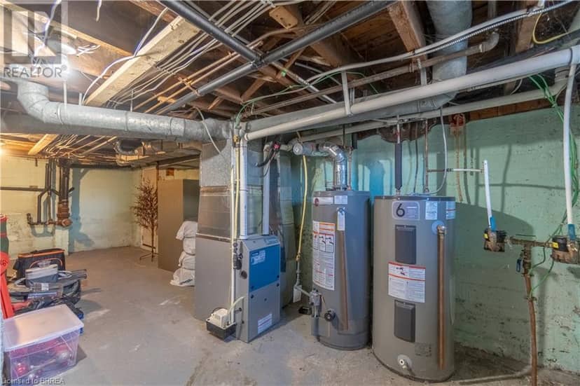 21 WADE Avenue — photo 18 of 21