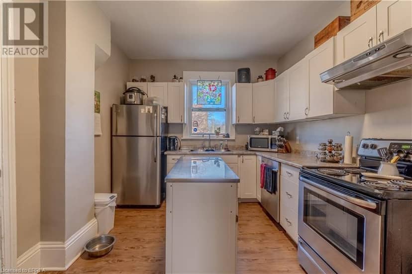 21 WADE Avenue — photo 5 of 21