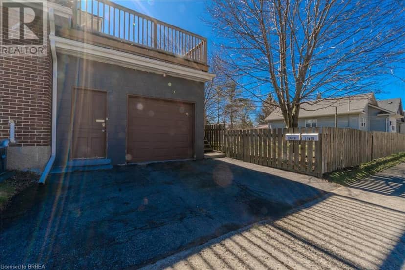 21 WADE Avenue — photo 19 of 21