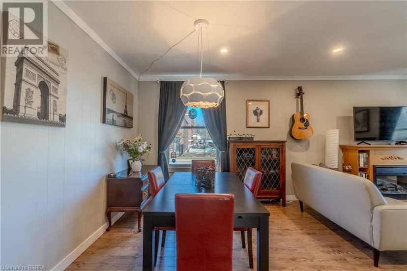21 WADE Avenue — photo 4 of 21