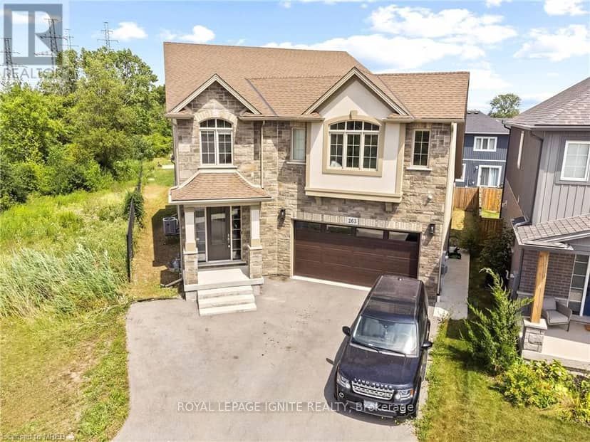 263 Memorial Park Drive, Welland, photo 2