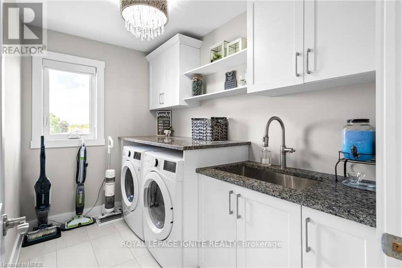 263 Memorial Park Drive, Welland, photo 8