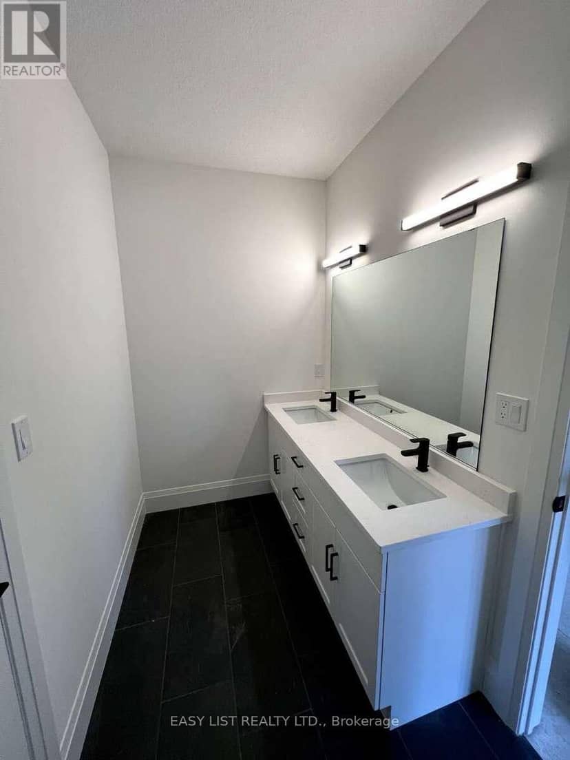 61 George Street — photo 24 of 33