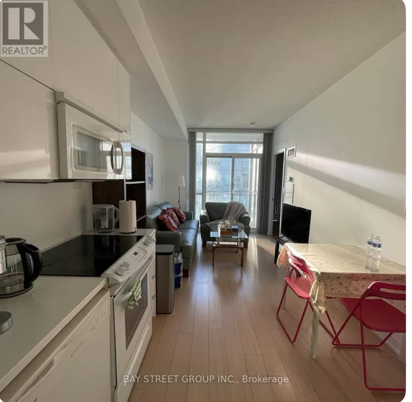 4303 - 21 Iceboat Terrace — photo 3 of 12