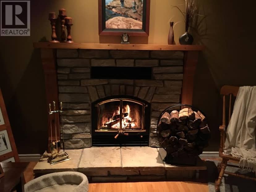 19 Hawthorn Avenue — photo 18 of 40