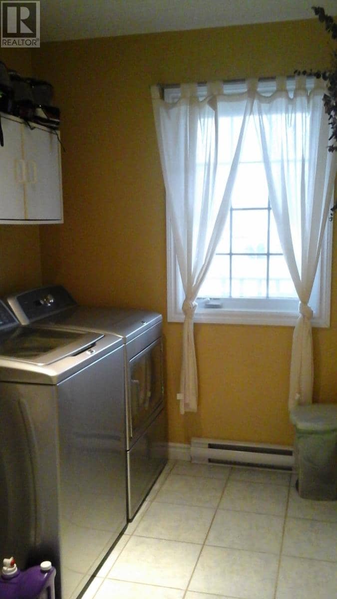 19 Hawthorn Avenue — photo 20 of 40