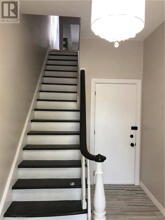 120 GEORGE Street — photo 3 of 23
