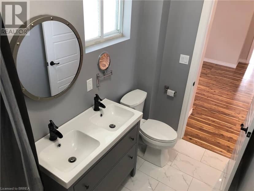 120 GEORGE Street — photo 9 of 23