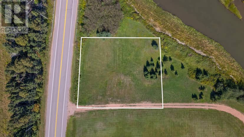 1700 Trans Canada Highway, Rte 1 — photo 2 of 20