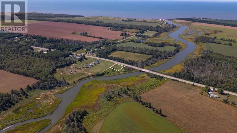 1700 Trans Canada Highway, Rte 1 — photo 3 of 20