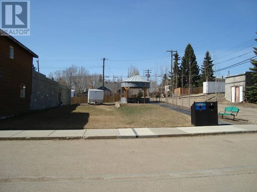 207,209 Main Street — photo 18 of 19