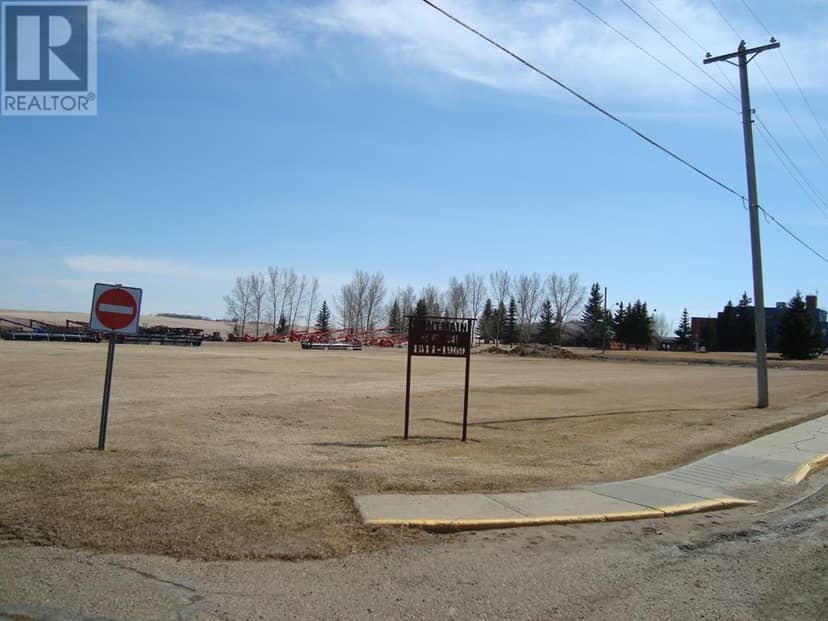 207,209 Main Street, Trochu, photo 8