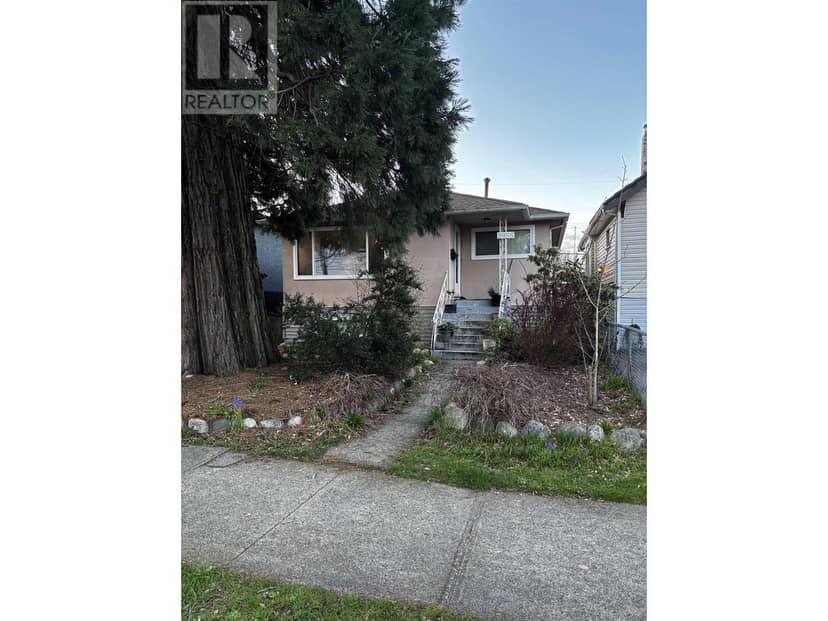2955 E 29TH AVENUE, Vancouver