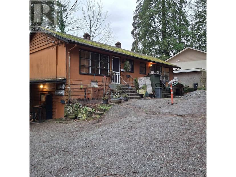 934-938 CLARKE ROAD, Port Moody, photo 2