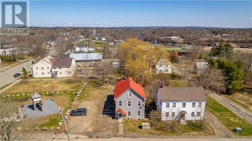 25 Pleasant Street — photo 18 of 18