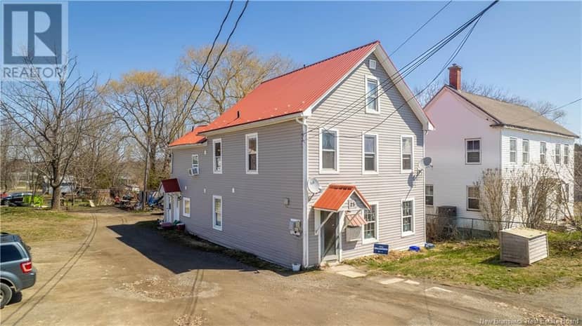 25 Pleasant Street — photo 5 of 18