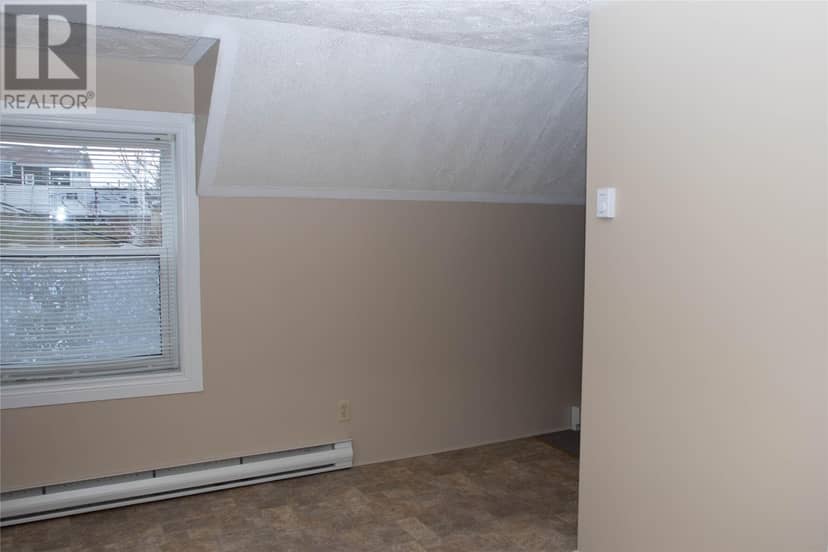 13 Confederation Drive — photo 16 of 16