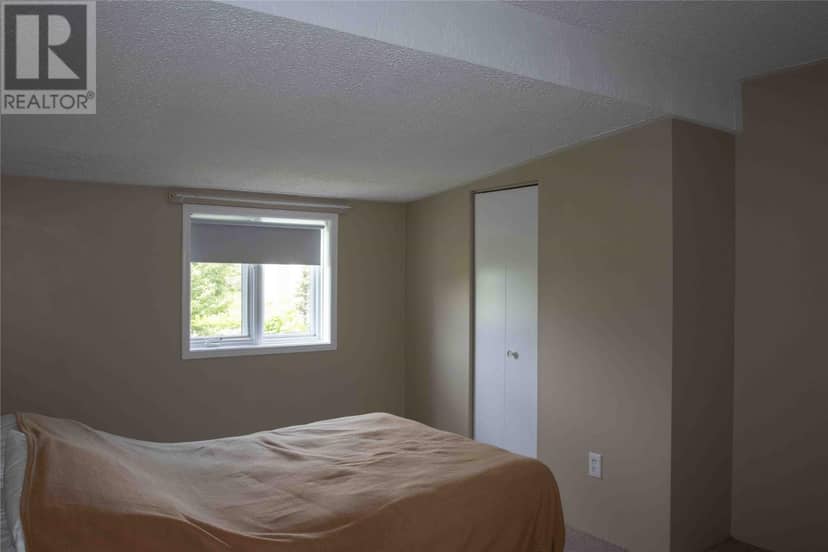 13 Confederation Drive — photo 9 of 16