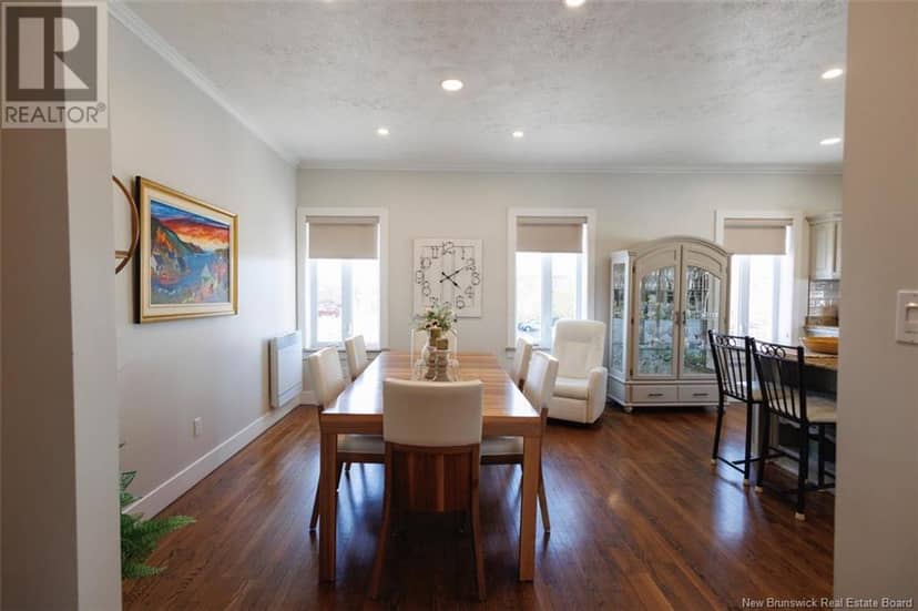 85 Broadway — photo 18 of 40