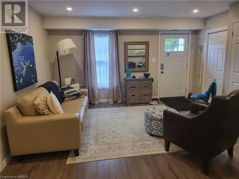 196 MARLBOROUGH Street — photo 12 of 27