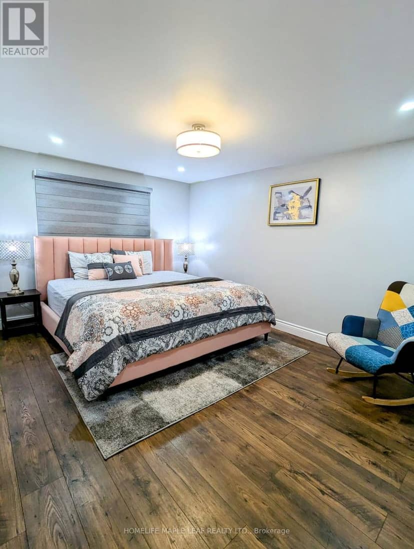261 Overlea Drive — photo 14 of 17
