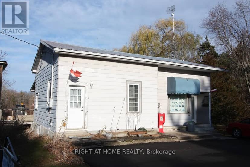 45 Drummond Street — photo 2 of 5