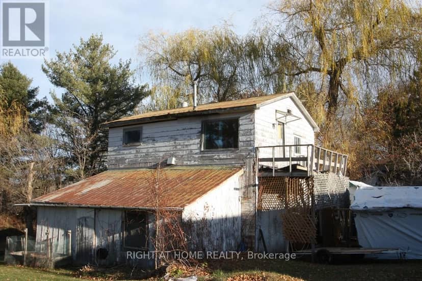 45 Drummond Street — photo 3 of 5