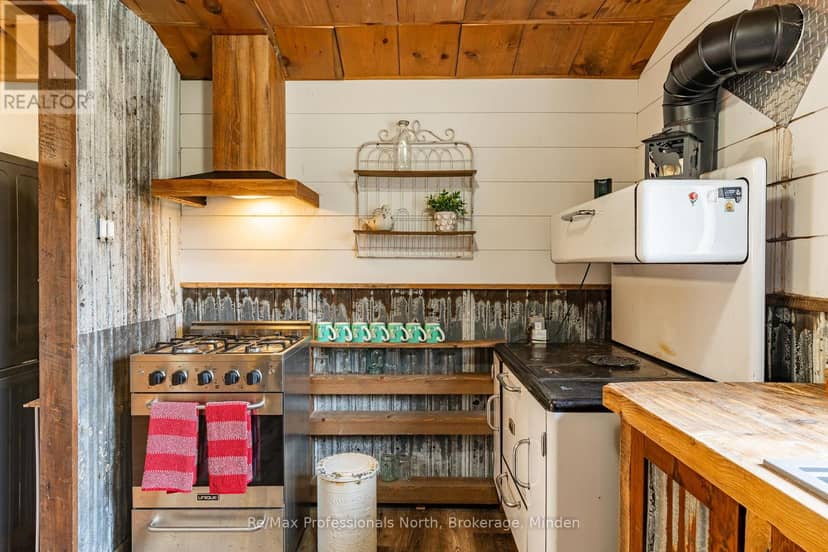 1047 McCrea Road — photo 13 of 40