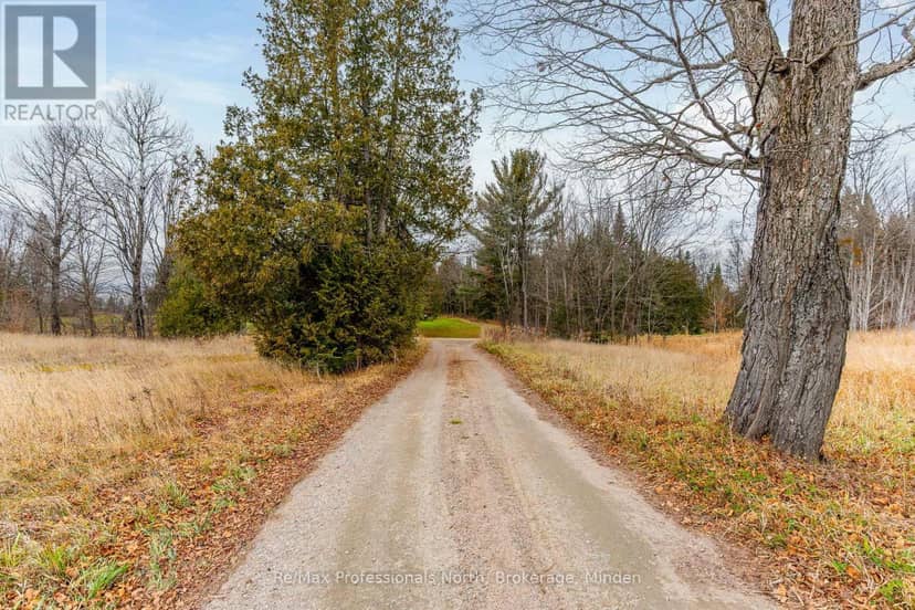 1047 McCrea Road — photo 3 of 40