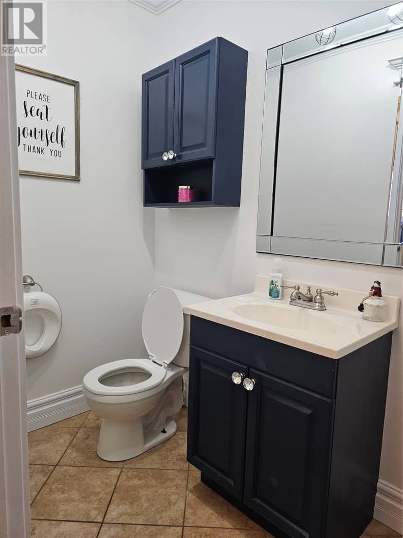 40 SMALLWOOD Drive — photo 13 of 35