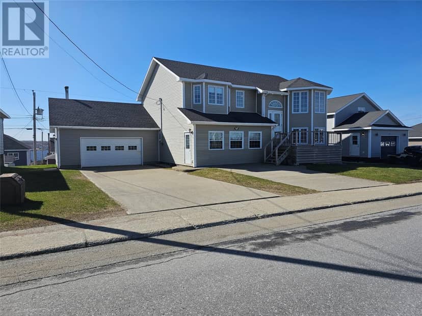 40 SMALLWOOD Drive — photo 4 of 35