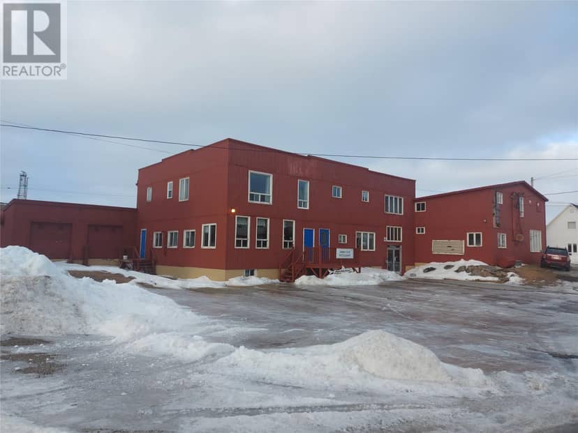 16 A/B and 18 Currie Avenue — photo 13 of 13