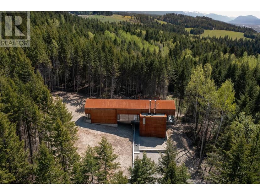 2060 McMurdo Road, Golden, photo 2