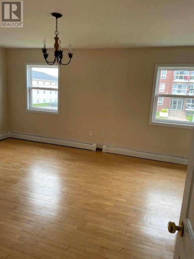 20 Belvedere Avenue — photo 2 of 13