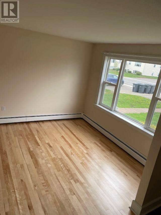 20 Belvedere Avenue — photo 3 of 13