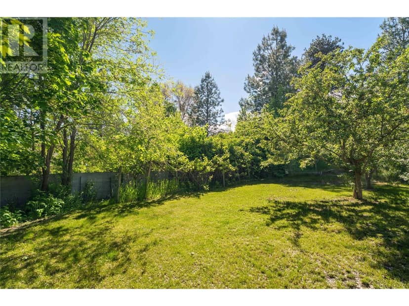 10286 Newene Road, Lake Country, photo 4