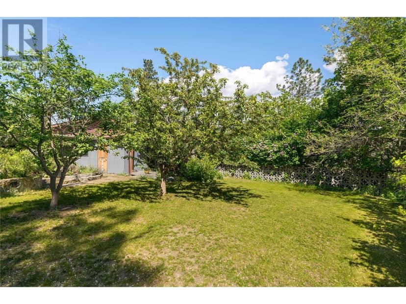 10286 Newene Road, Lake Country, photo 5