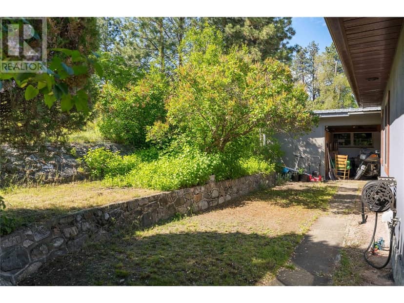 10286 Newene Road, Lake Country, photo 8